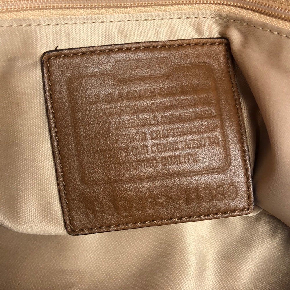 Coach Bag 11889 - Picture 11 of 16